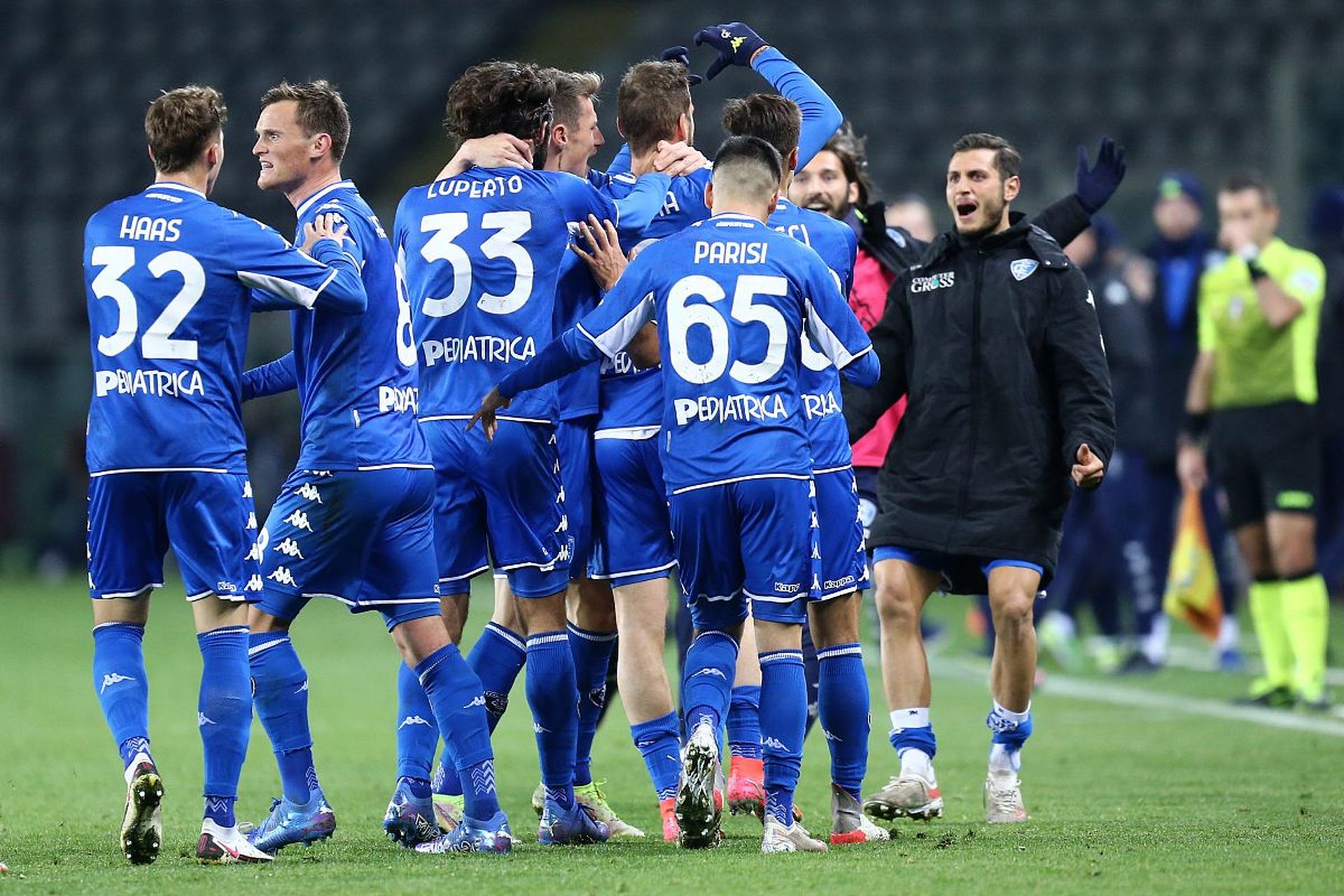 基的金靴赔 基的金靴赔